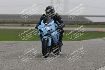 media/Nov-30-2025-TrackDaz (Sun) [[d8b22663df]]/B Group/Session 5 (Wheelie Bump)/